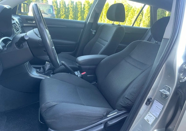 Toyota Avensis cena 14800 przebieg: 164000, rok produkcji 2006 z Radom małe 191